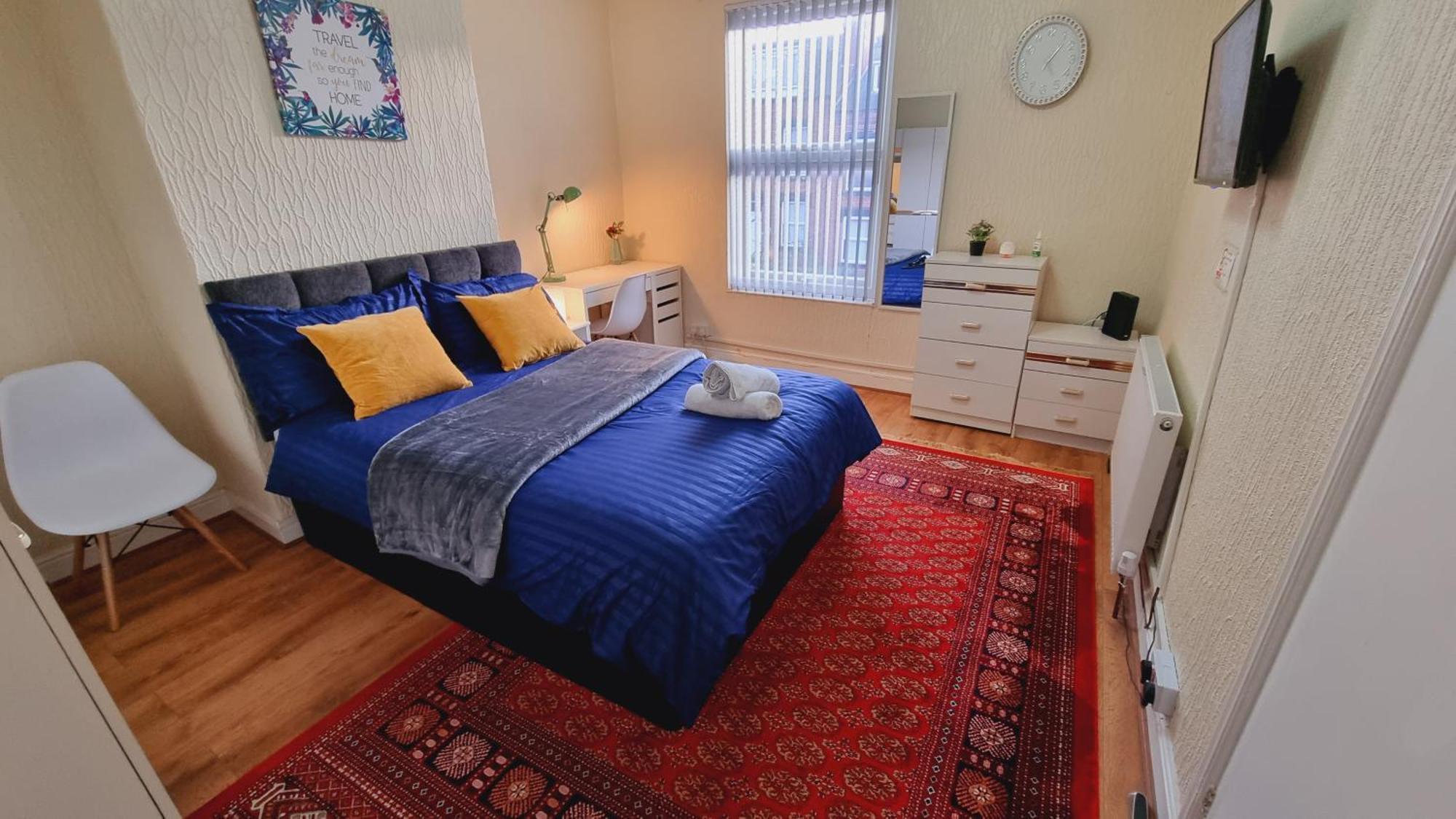 Spacious Two Bedroom House, Parking And Wifi Leeds  Dış mekan fotoğraf