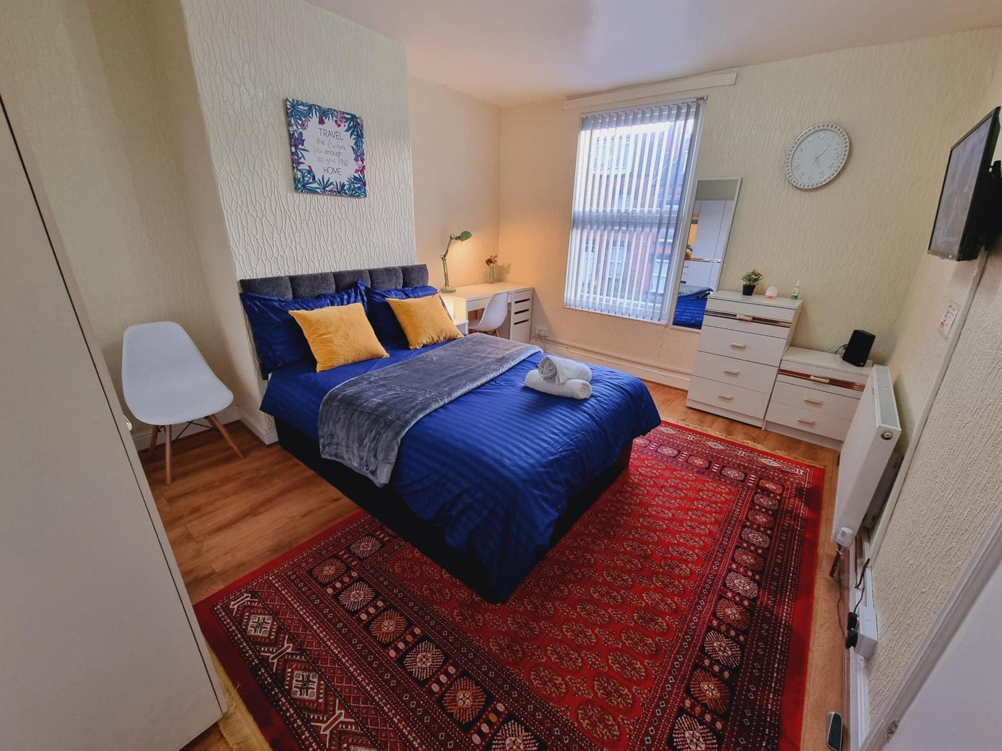 Spacious Two Bedroom House, Parking And Wifi Leeds  Dış mekan fotoğraf